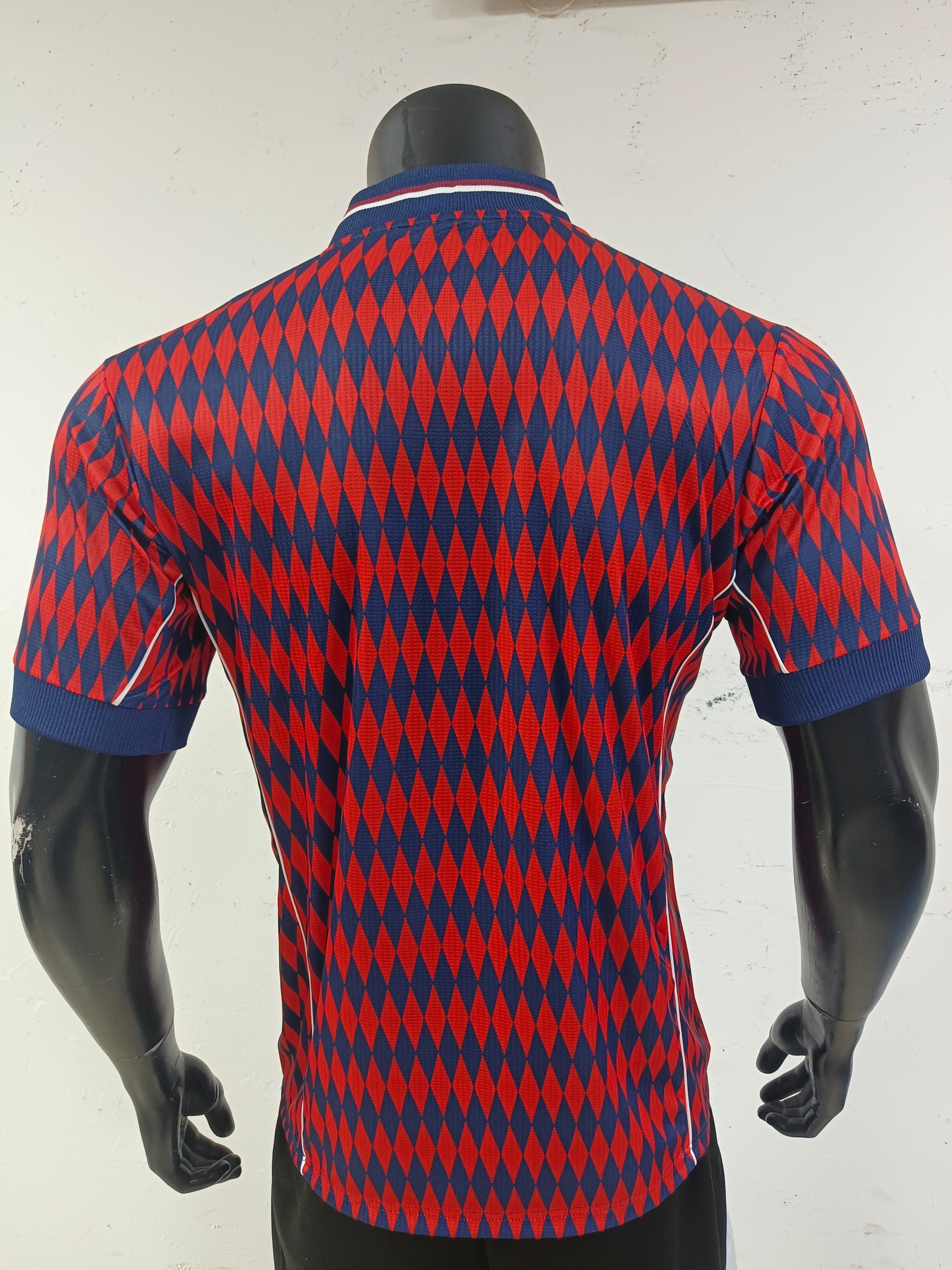 Bayern Munich Adidas Original Retro Football Player Jersey