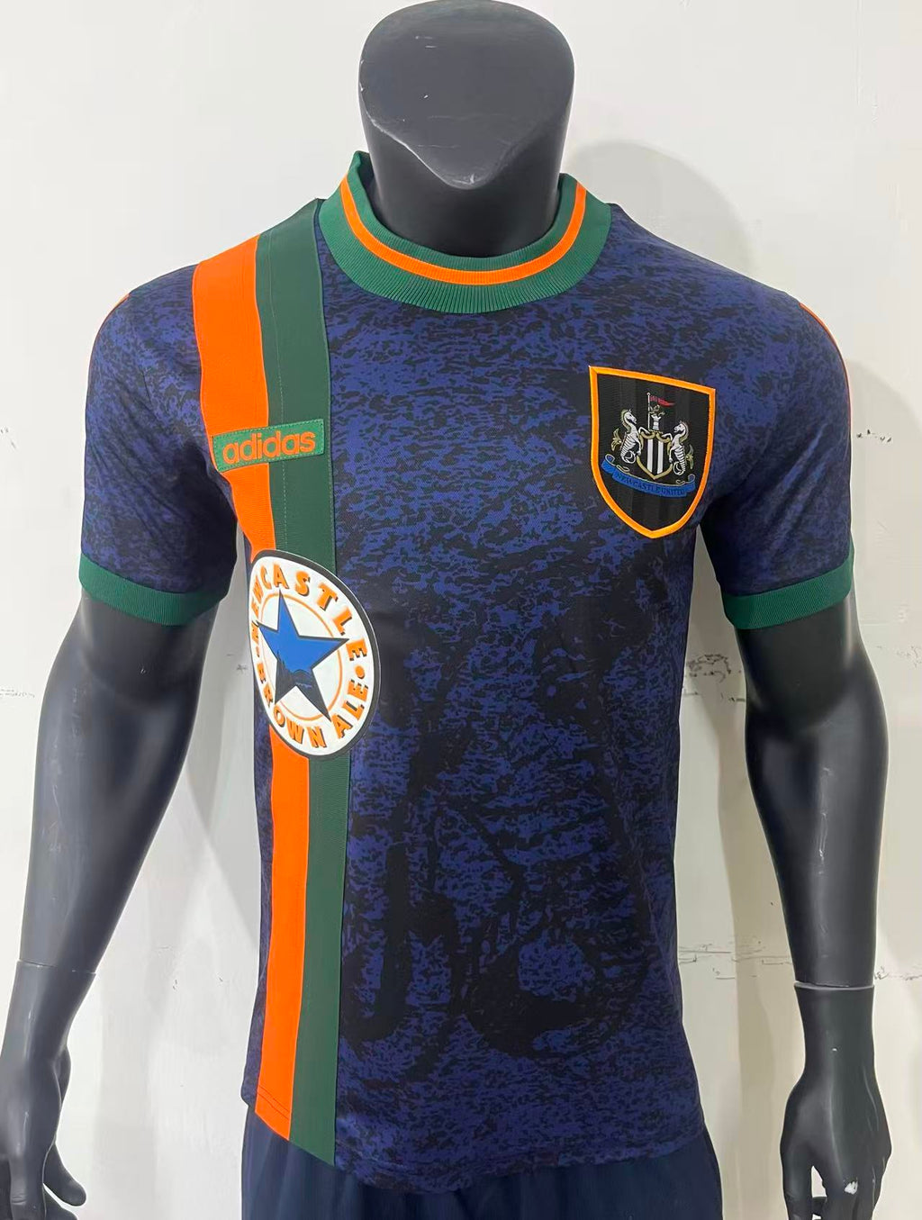 Newcastle 97/98 Retro Player Jersey