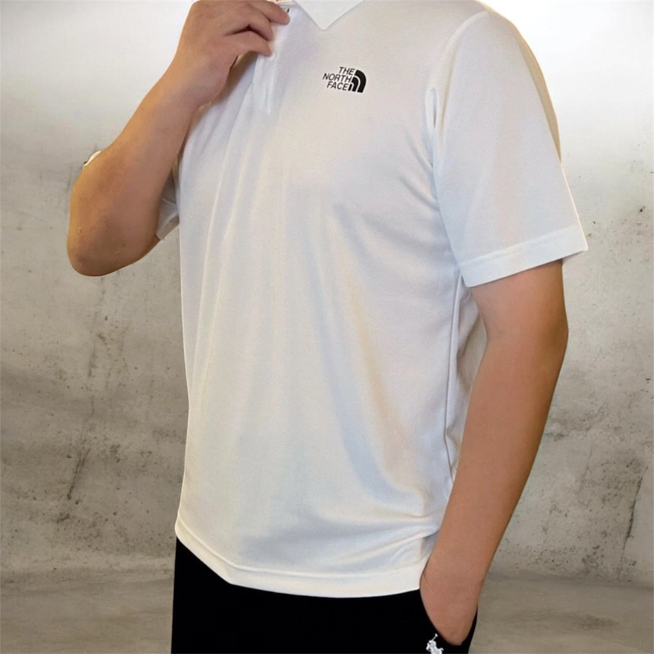 Simple Botton Up North Face Shirt