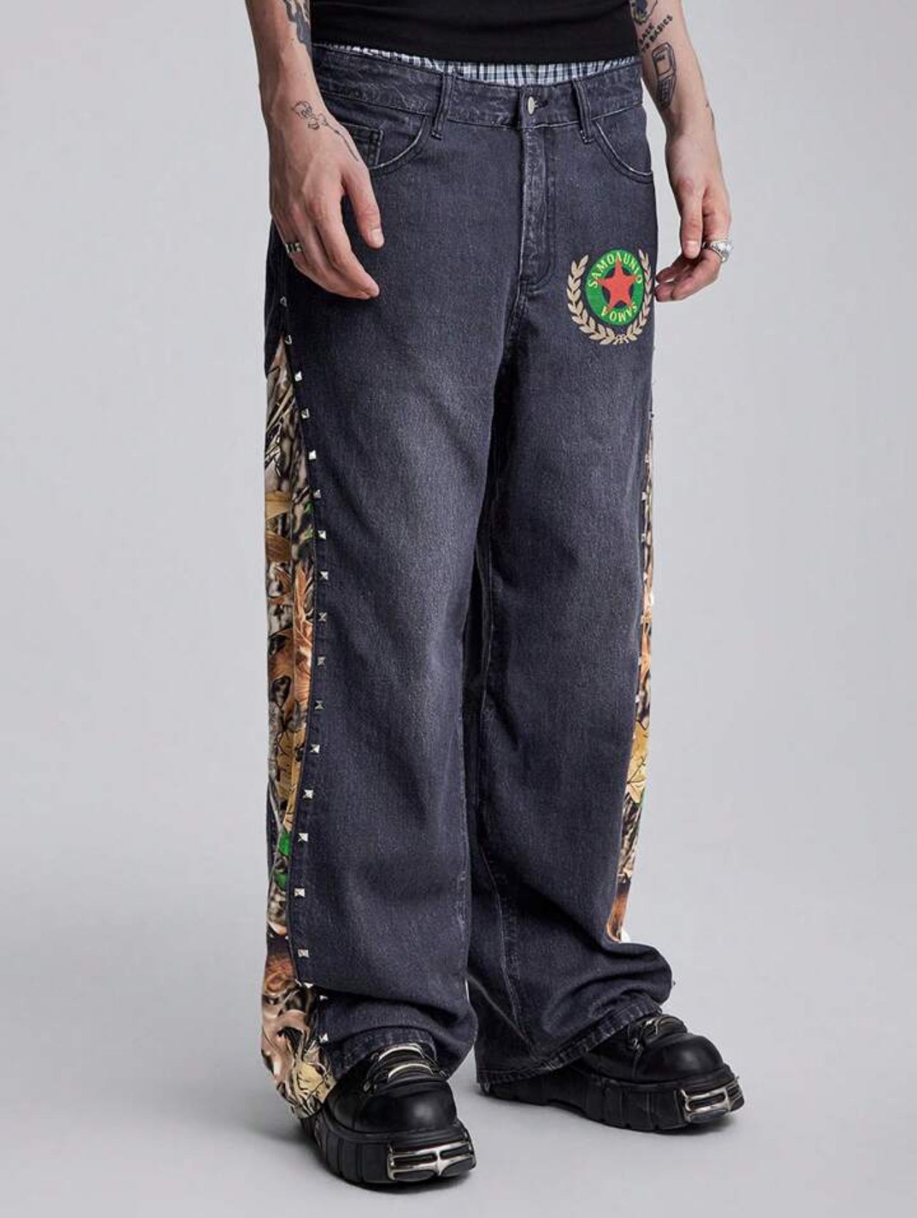 Graphic Print Patchwork Pocket Casual Jeans