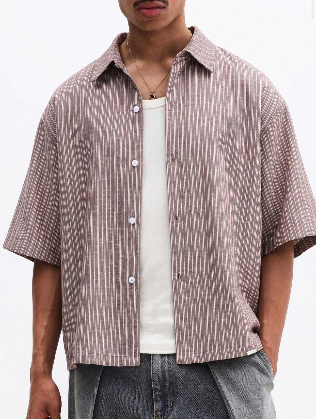 Short Sleeve Classic Collar Lightweight Shirt