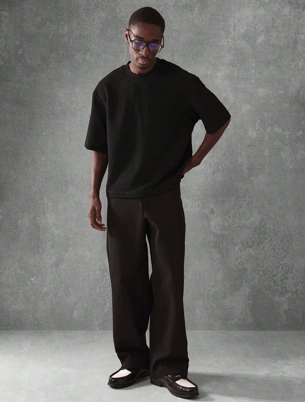 Boxy Round Neck Cropped T-shirt White/Black/Grey