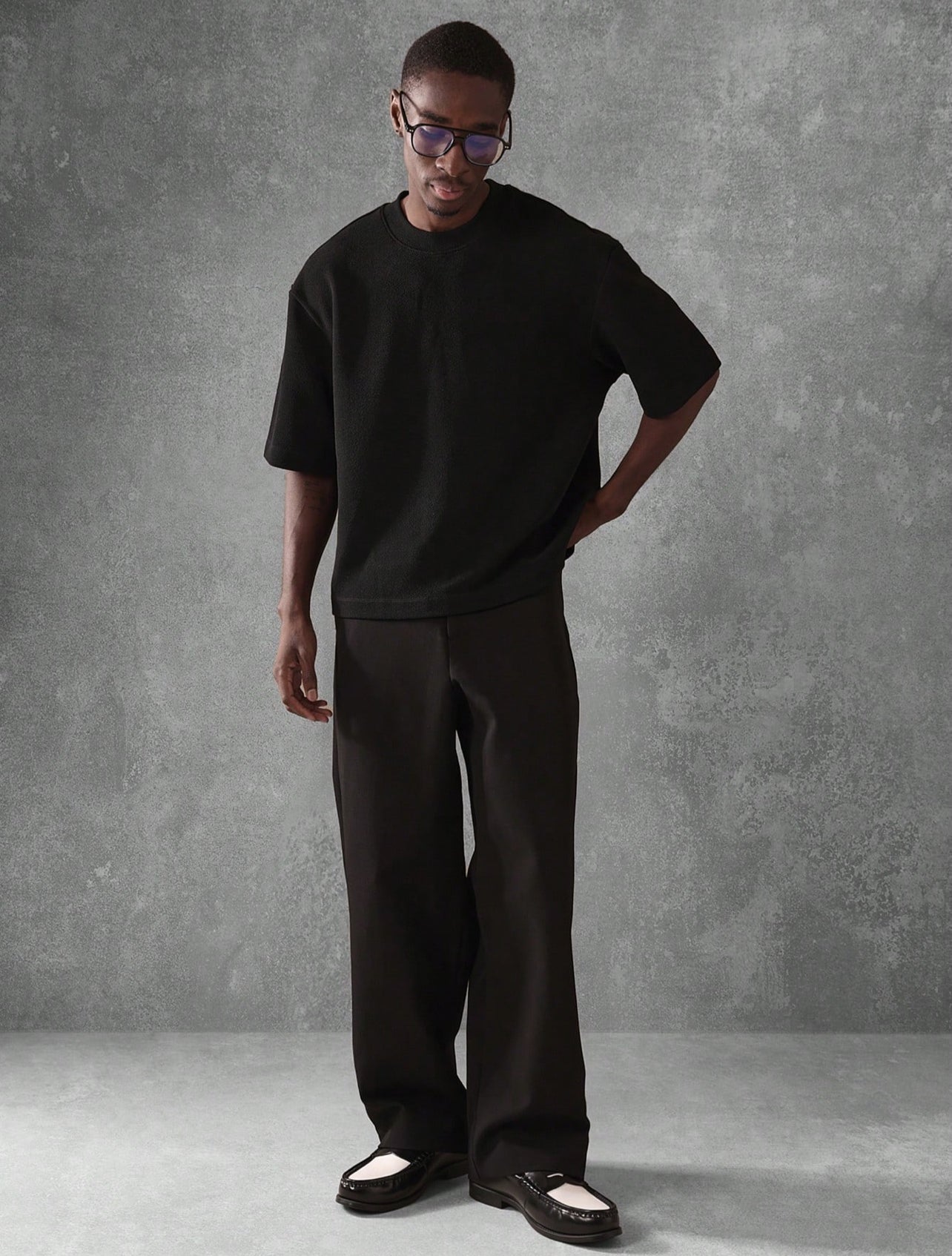 Boxy Round Neck Cropped T-shirt White/Black/Grey