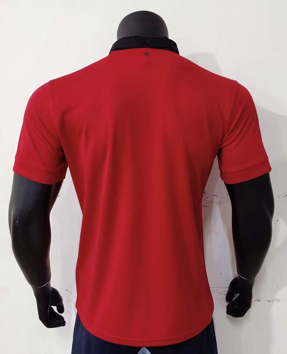Manchester United AON Player Jersey